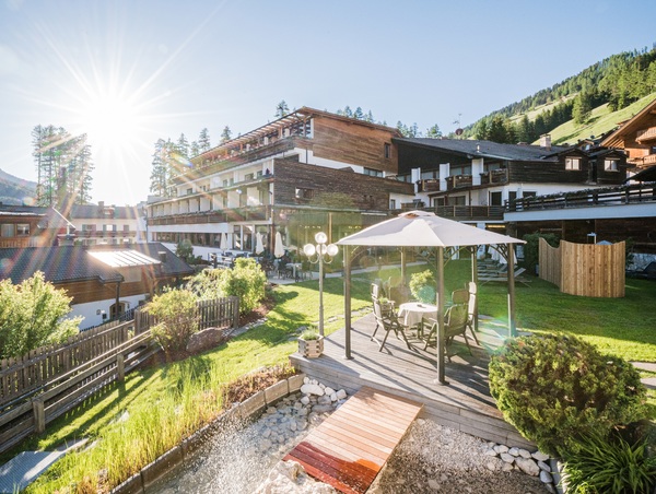 Albergo a 4 stelle Alpenwellness Hotel St. Veit nelle Dolomiti di Sesto