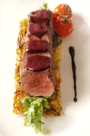 Tagliata vom Jungrind mit Roteinsenf ...