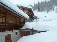 Durch den Tiefschnee zum Kalksteinjöchl (2349m)