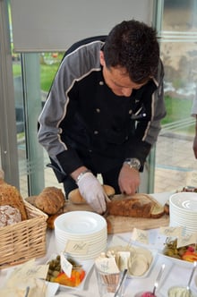 Brotbacken im Vitalpina Hotel Pfösl